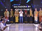Keren, Batik Rongkong ‘’Hipnotis’’ Penonton Surabaya Fashion Festive di Kota Surabaya