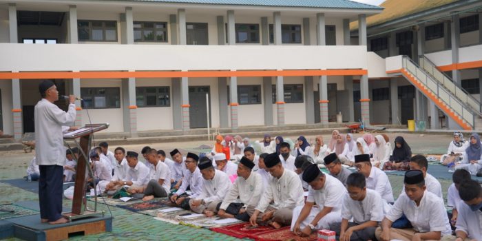 Pergantian Tahun 2023, SMAN 1 Bone Gelar Zikir