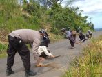 Begini Aksi Bhabinkamtibmas-Literasi Squad Cegah Laka Lantas di Ponre