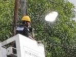 Kerja Sama Pemdes, Dishub Bone Terangi Jalan Umum di 2 Kecamatan