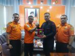 Danyon C Pelopor Sambangi Kantor Pencarian dan Pertolongan Kelas A Makassar