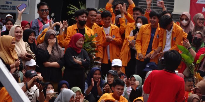 Disemangati Mahasiswa KKN, Jompie Raih Juara 1 Lomba Senam Jantung Sehat