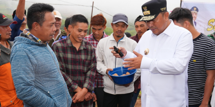 Dengar Keluhan Petani, Pemprov Sulsel Fasilitas KUR Pertanian Rp 30 Triliun