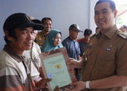 257 Warga Pangkep Terima Sertifikat Tanah