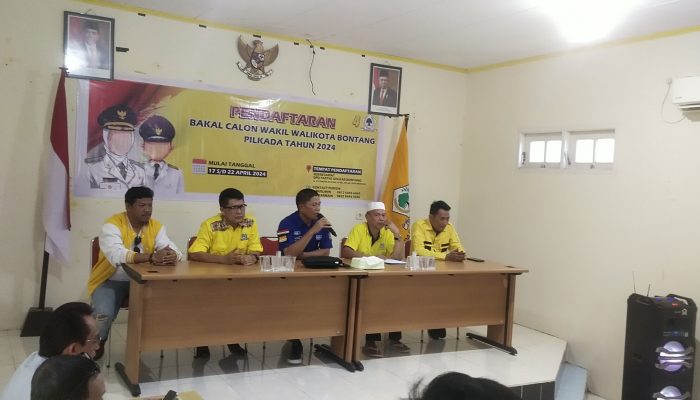 Ketua DPD PAN Bontang Ridwan Kembalikan Formulir Penjaringan Bakal Cawawali di Golkar