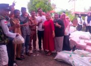 Ringankan Beban Petani, AAS Community Salurkan 800 Paket Sembako Korban Banjir di Bone Utara