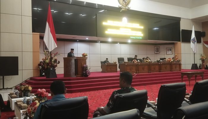 DPRD Bontang Setujui Dua Raperda Jadi Perda