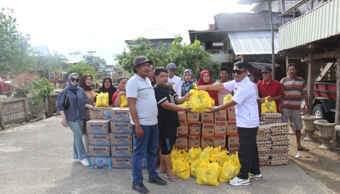 Ringankan Beban Korban, Andi Rio  Gerak Cepat Bantu Korban Puting Beliung di Ajangale