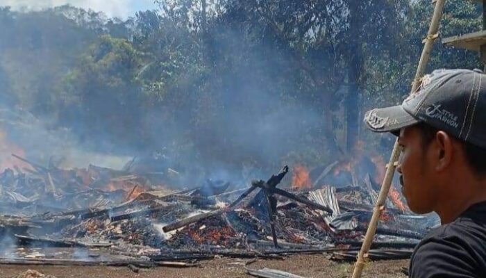 Pemdes Tungke Buka Donasi Bantu Korban Kabakaran di Coppobulu