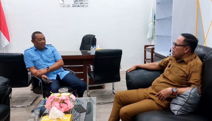Kunjungi Perumda Wae Manurung, Wabup Bone Minta Tingkatkan Pelayanan ke Masyarakat 