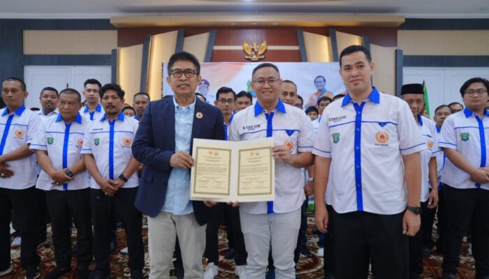 Pengurus KONI Pangkep Resmi Dilantik, Target Posisi 2 Porprov