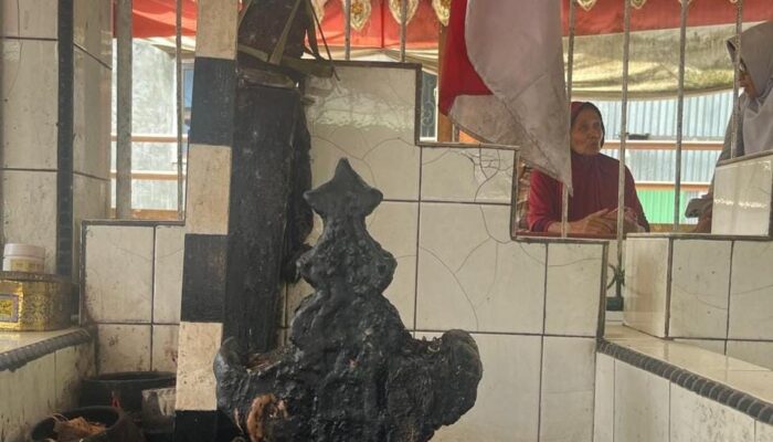 Setelah di Maros, Peneliti UNHAS dan BRIN Kembali Temukan Makam Bernisan Aceh di Pangkep