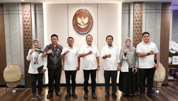 Temui Menteri KP RI,  Bupati Bone bersama Gubernur Sulsel Paparkan Potensi Bone