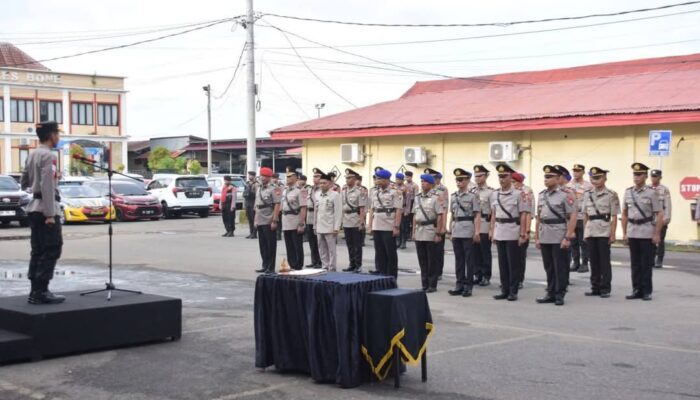 Dirombak Besar Besaran, Ini Nama Nama Belasan Perwira Polres Bone Jalani Sertijab