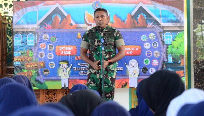 Dandim 1407 Bone Bangkitkan  Nasionalisme Pelajar SMA, Ajak Jadi Prajurit