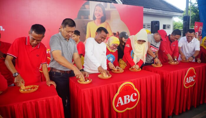 Bupati, Dandim, Kapolres Adu ‘Mengulek’ di Semarak Roadshow ABC di Bone