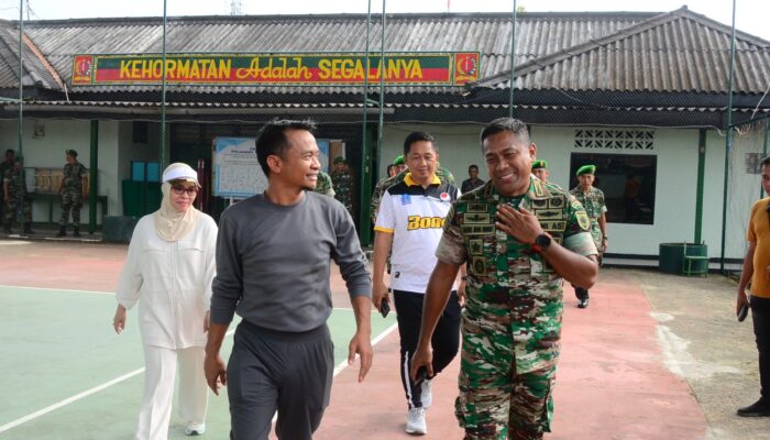 Bupati Bone Kunjungi Mako Kodim 1407 Bone, Puji Kebersihan Mako TNI