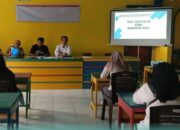 Calon perangkat desa mengikuti tes tertulis hingga wawancara.