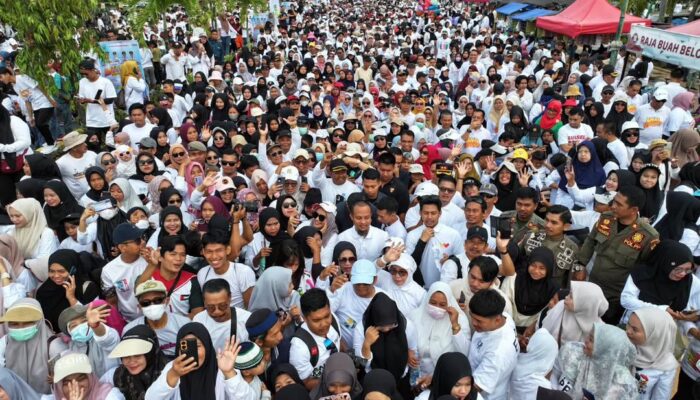 Puluhan Ribu Warga Meriahkan Jalan Sehat Anti Mager di Luwu, Gubernur Sulsel Apresiasi Antusiasme Masyarakat