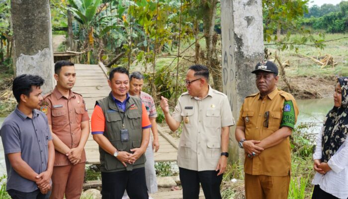 Jembatan Gantung Putus di Palakka, Wabup Bone Tinjau Langsung Lokasi