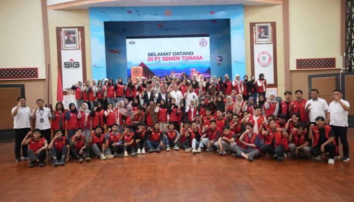 PT Semen Tonasa dan Unhas Luncurkan Program Assamaturu 2025, Dorong Pemberdayaan Desa
