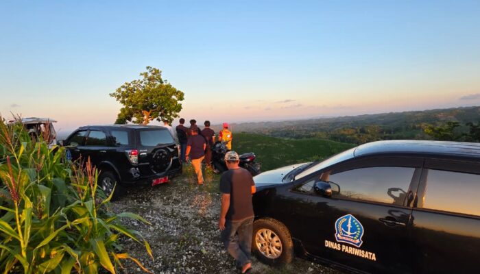 Kesan D’Paris Saat Kunjungi Bukit Tamping Ulaweng: Panorama Memukau di Jantung Bone