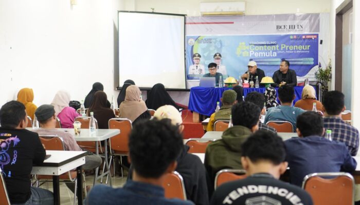 Pusdam Bone Gelar Coaching Clinic Content Preneur, Anak Muda Antusias Gali Ilmu Digital