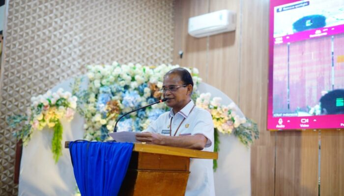 Pembagian Seragam Gratis, Kadis Pendidikan Minta Orang Tua Tidak Khawatir
