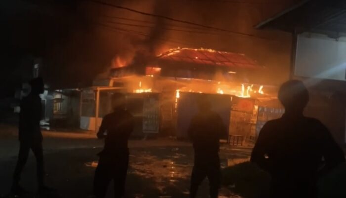 Empat Ruko di Pasar Kading Bone Terbakar, Kerugian Capai Ratusan Juta
