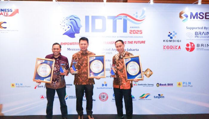 PT Semen Tonasa Sabet Tiga Penghargaan Nasional di Digital Transformation Awards 2025