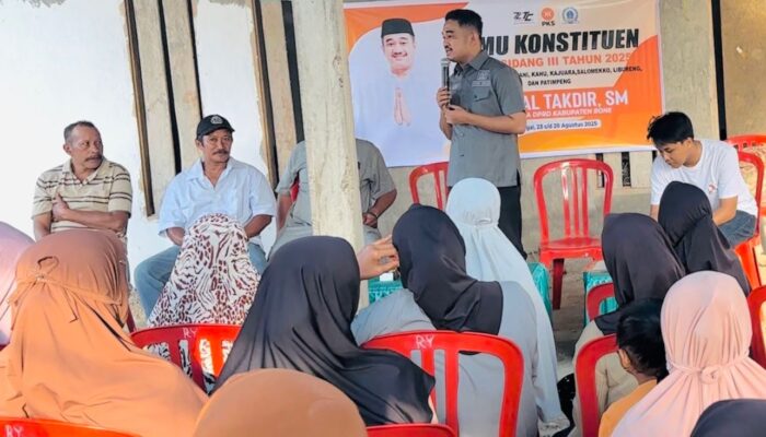 Ketua Fraksi PKS DPRD Bone Zaenal Takdir Serap Aspirasi Warga Abbumpungeng Kajuara