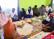 Bupati Bone Kunjungi Rumah Duka Korban Aksi Demonstrasi di DPRD Makassar, Sampaikan Belasungkawa dan Santunan