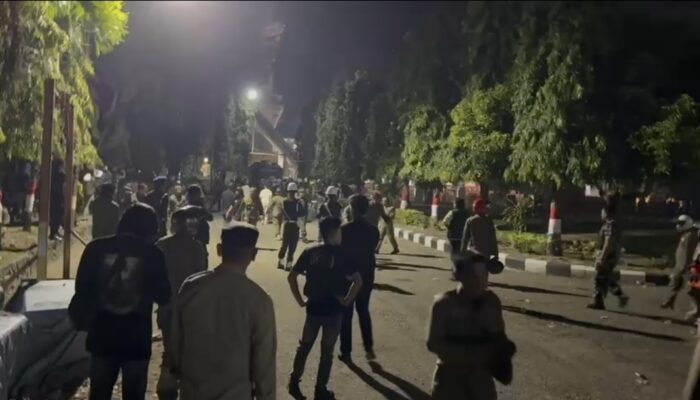 Aksi Demo Penyesuian PBB-P2 di Bone Ricuh, Polisi Duga Disusupi Kelompok Anarko