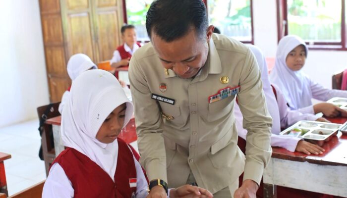 Bupati Bone Dorong MBG Berbasis Pangan Lokal, Anak Sehat, Generasi Emas Tercetak