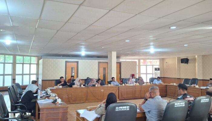 Rapat Banggar – TAPD Bone, Banggar Minta Pemda Kaji Ulang Kenaikan PAD