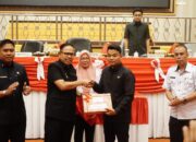 Penyerahan APBD Perubahan 2025 Dipimpin Muh Asrullah – Khairul Amran