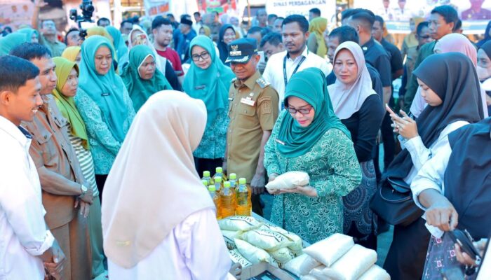Ada Gerakan Pangan Murah 2 Hari di Kantor Ketapang, Bupati Bone : Jaga Stabilitas Harga
