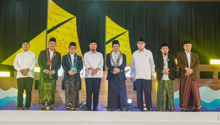 Gubernur Sulsel Bantu Wajo Perbaiki Jalan Senilai Rp 522 Miliar