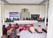 Satlantas Bone Sambangi Ponpes, Ajak Santri Doakan Keselamatan Berlalu Lintas