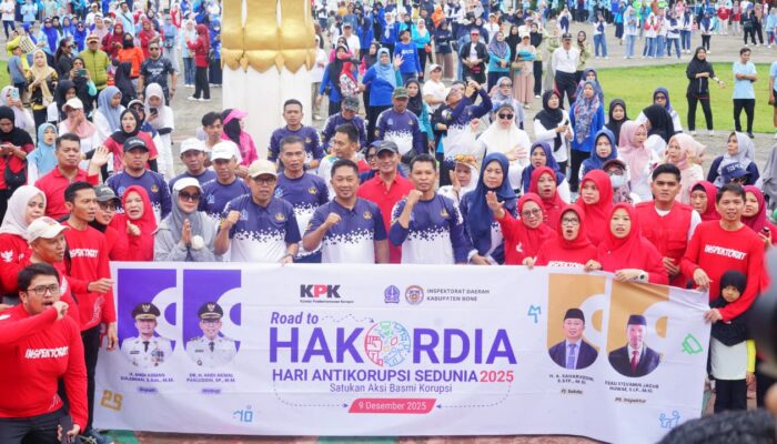 Jalan Santai HUT Korpri ke-54, Wabup Andi Akmal: ASN Harus Jadi Motor Perubahan untuk Bone