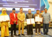 Dirut PT Semen Tonasa Paparkan Inovasi Hijau di Rakerkonprov Apindo Sulsel 2025