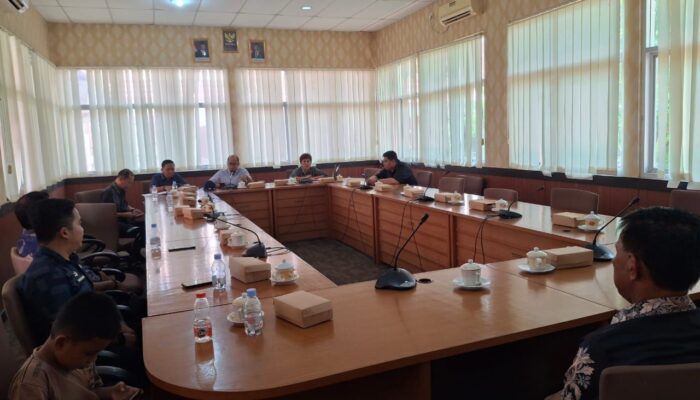 Breaking News: Komisi I DPRD Bone Panggil Camat Kahu Terkait Pernyataan Viral soal Dewan Terpilih Karena Uang