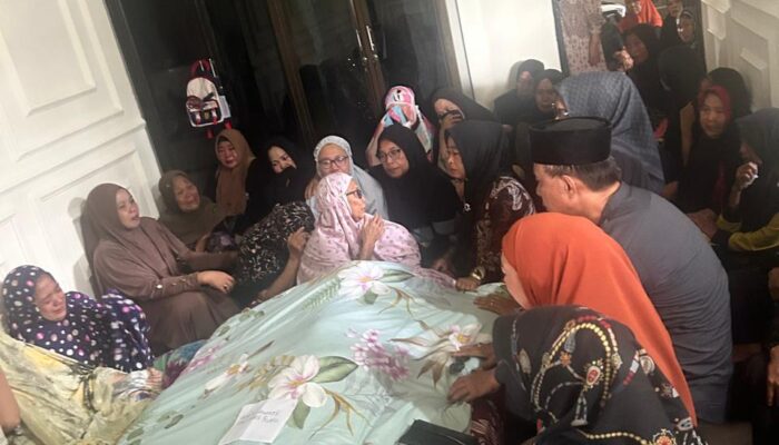 Kades Tompong Patu Tutup Usia, Camat Kahu Ungkap Sosok Almarhumah
