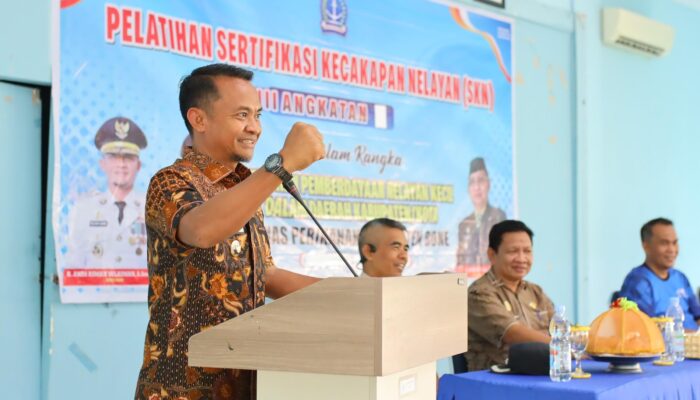 Tingkatkan SDM Kelautan, Bupati Bone Buka Pelatihan Sertifikasi Kecakapan Nelayan