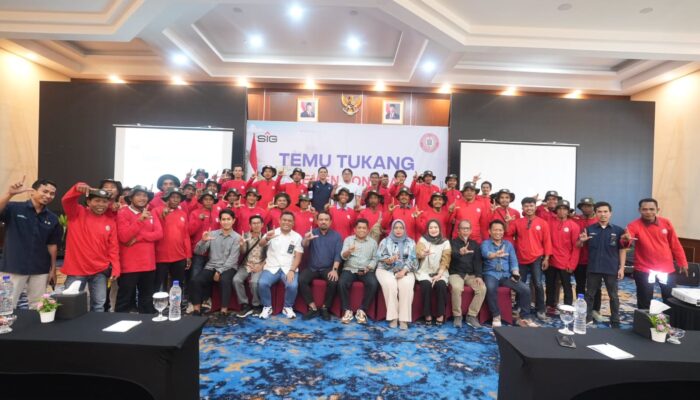 PT Semen Tonasa Gelar Temu Tukang, Perkuat Kemitraan dan Edukasi Pekerja Bangunan
