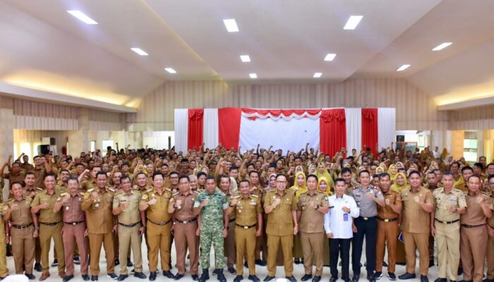 Ajak Kades Bangun Bone Maberre, Bupati  Serukan Kepemimpinan Ikhlas dan Pelayanan Tanpa Sekat