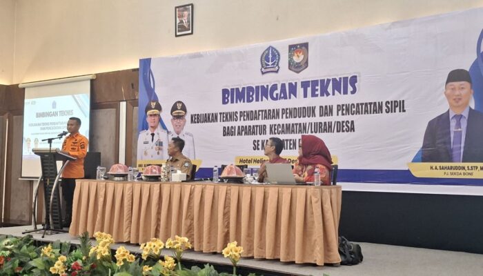 Bone Siapkan 12 Kecamatan Layanan Dukcapil, Bupati Tekankan Pentingnya Validasi Data