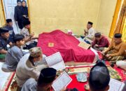 Bupati Bone Melayat ke Rumah Duka Almarhum Kepala Desa Opo Andi Mattoddoang
