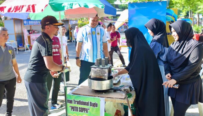 Car Free Day di Lapangan Merdeka, Bupati Bone Dorong UMKM Lokal Terus Tumbuh