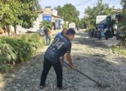 Anggota DPRD Bone Seheruddin Turun Tangan Perbaiki Jalan Rusak di Bone Utara